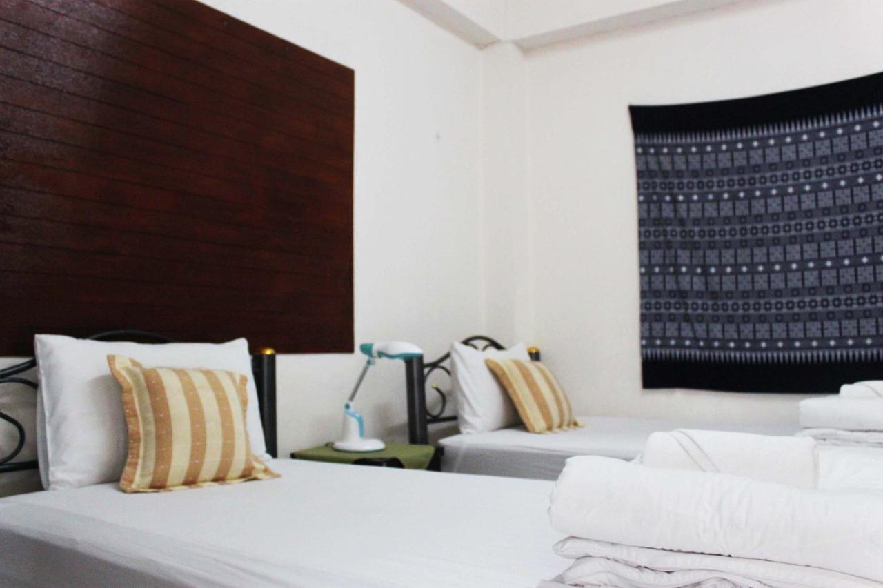 Varada Place Chiang Mai Exterior photo