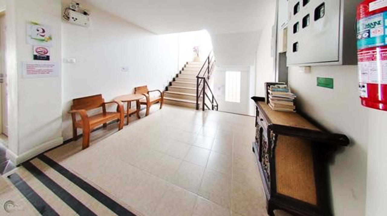 Varada Place Chiang Mai Exterior photo