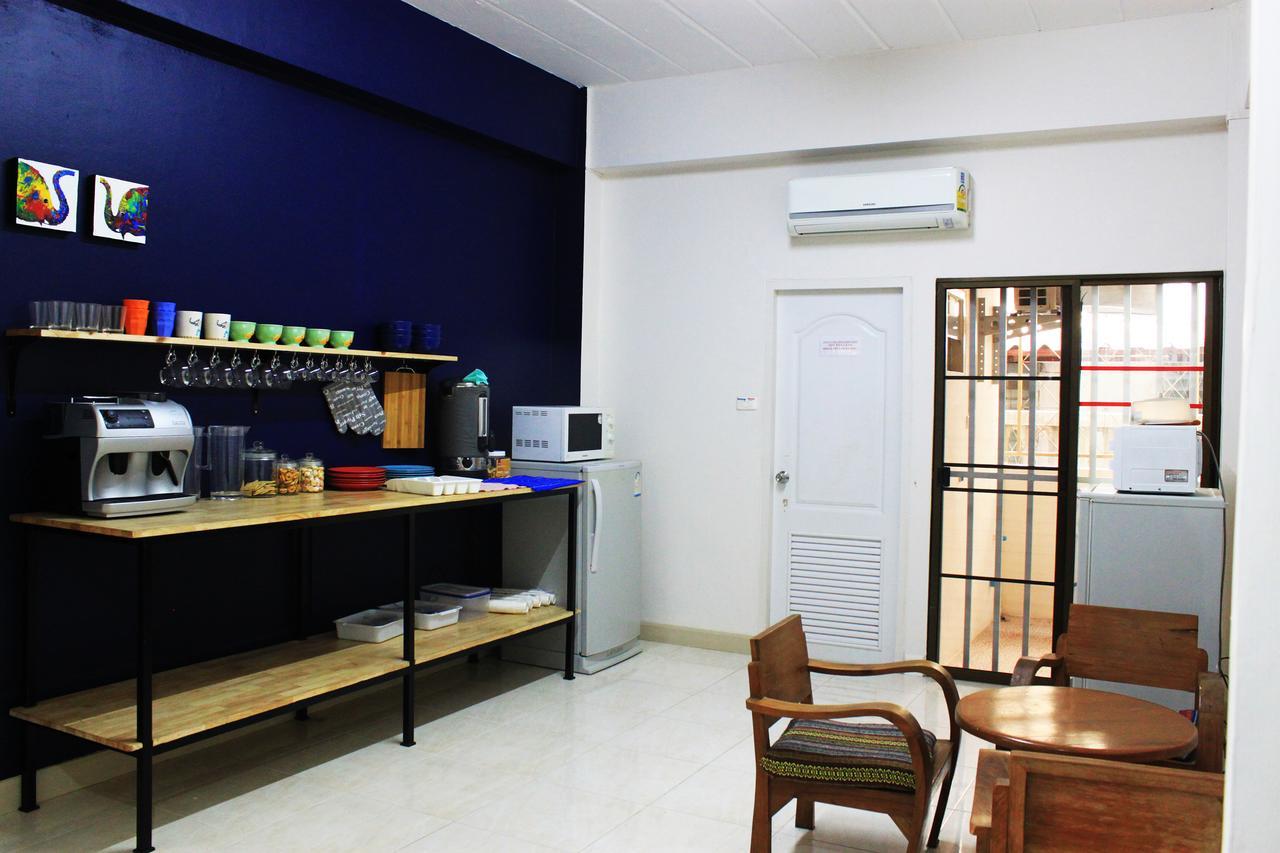 Varada Place Chiang Mai Exterior photo