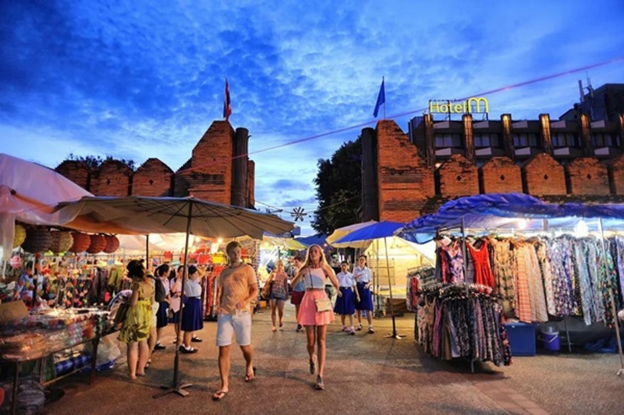 Varada Place Chiang Mai Exterior photo
