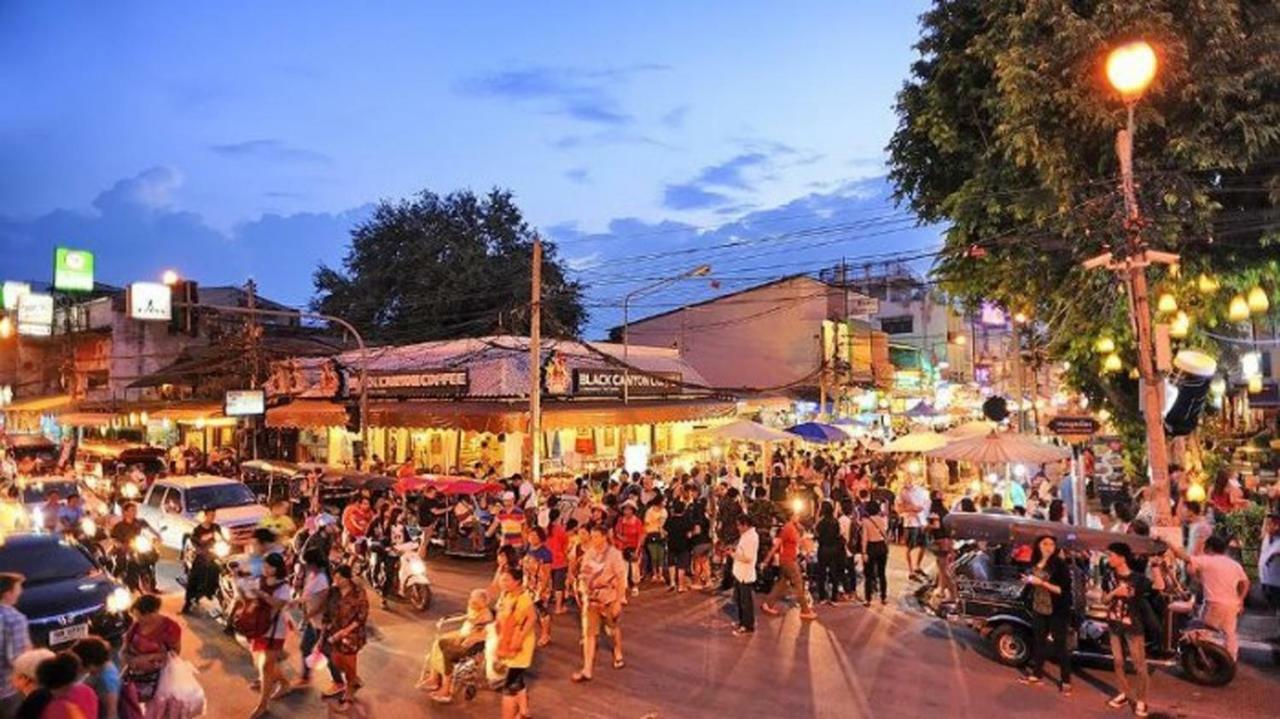 Varada Place Chiang Mai Exterior photo